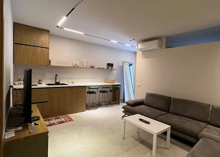 Juna\'S Blissful Apartment